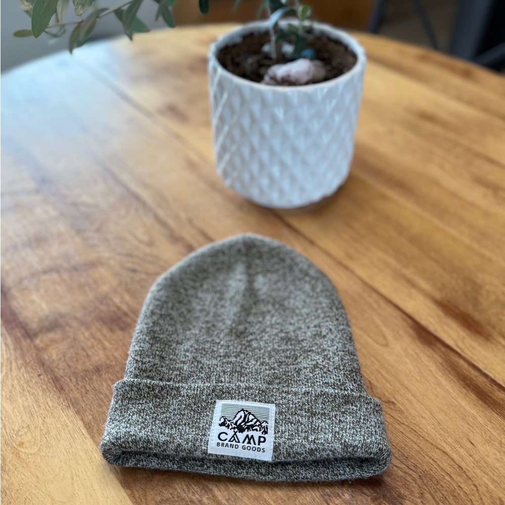 Camp Brand Goods Women's Gray Knit Beanie